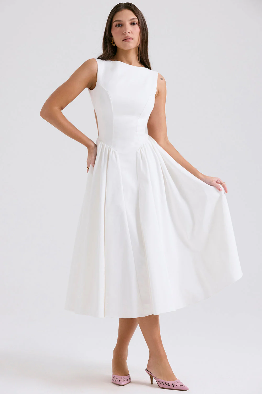 Midi dress | Chic cut-out design