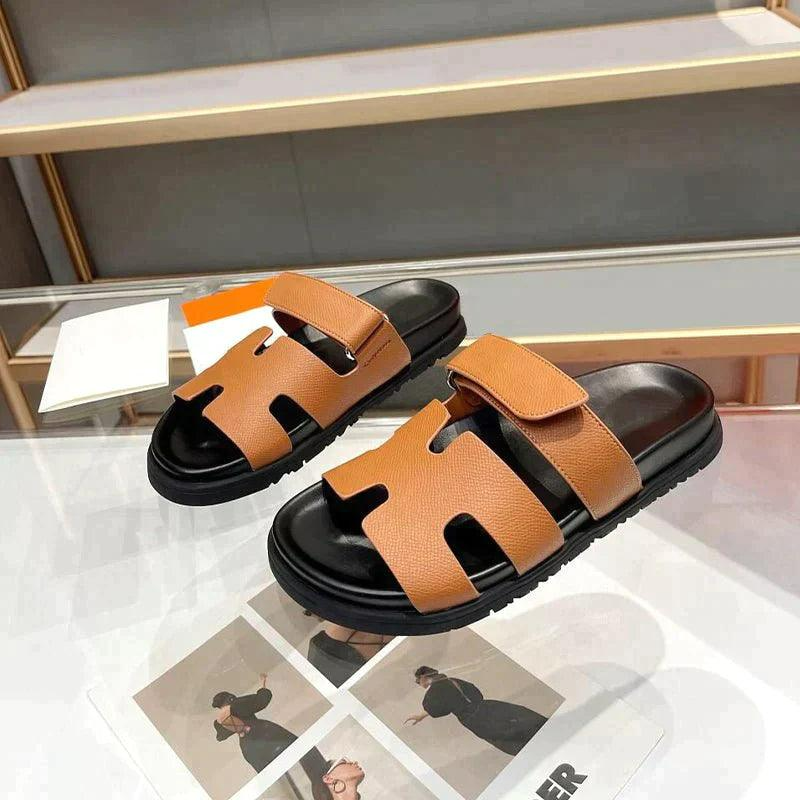 flat-bottomed sandal