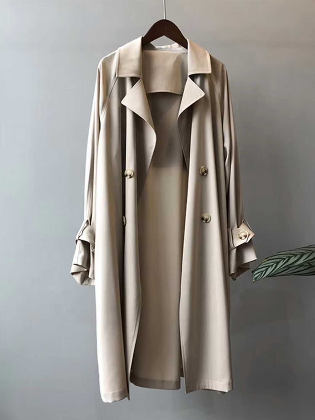 – Mid-length trench coat