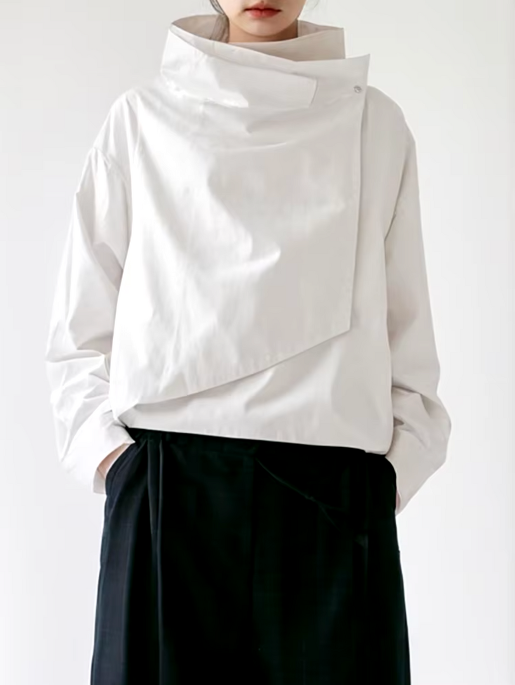 Valenzora | Cotton long-sleeved top with stand-up collar
