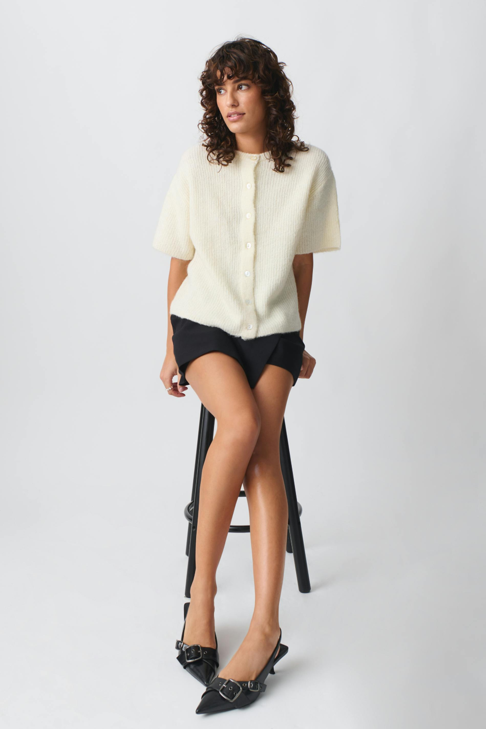 Solid-color short-sleeved women's sweater
