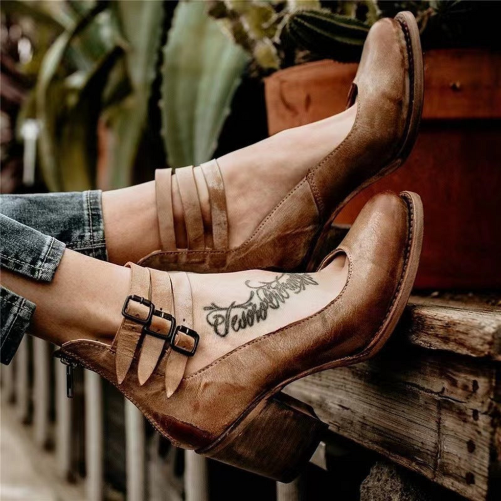Valenzora | Leather ankle boots