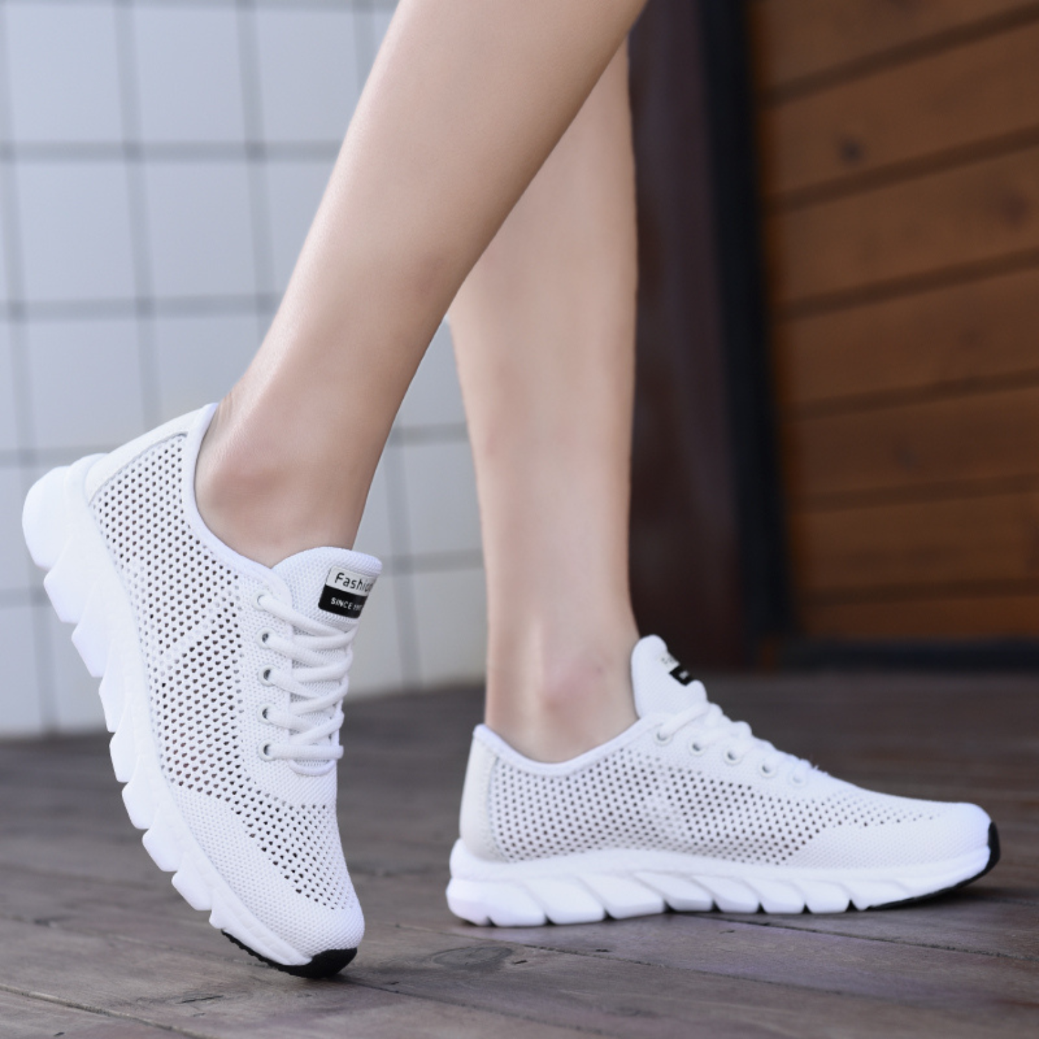 Valenzora | Active - Lightweight women's sports shoes with extra support