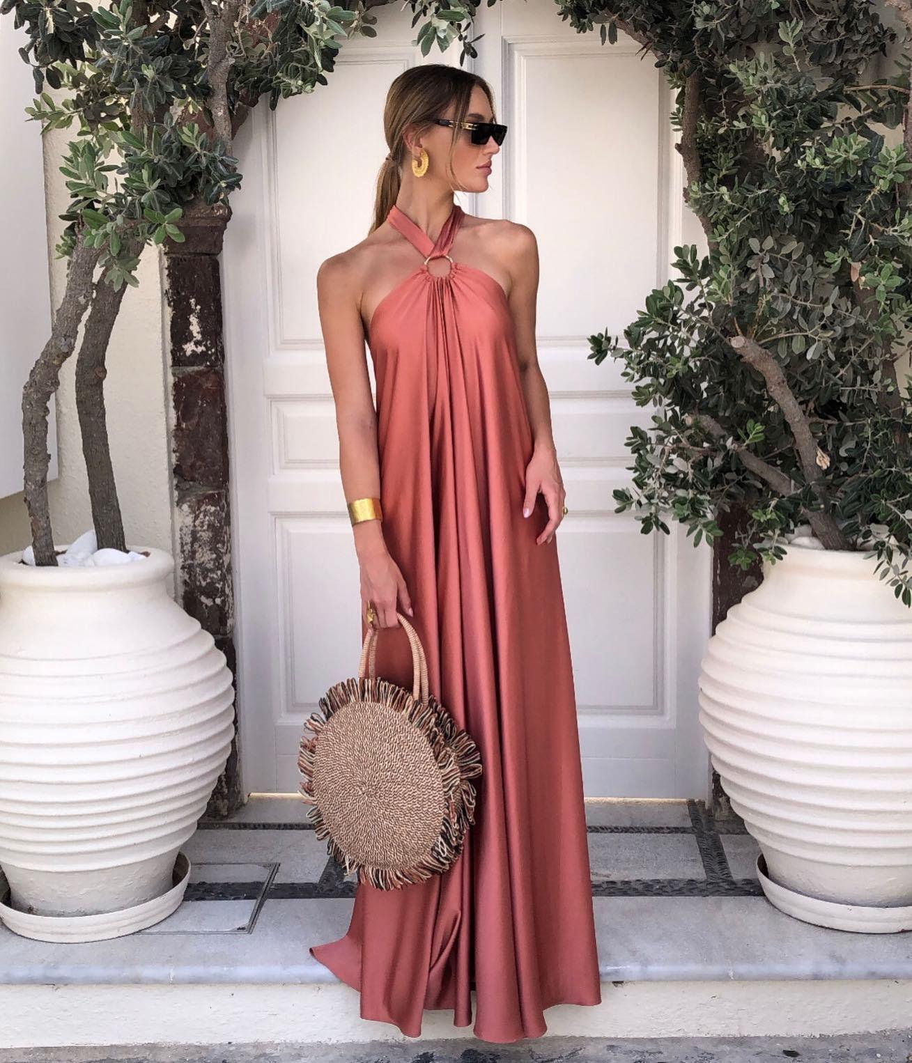 Valenzora | Satin-Maxikleid mit Neckholder für Damen