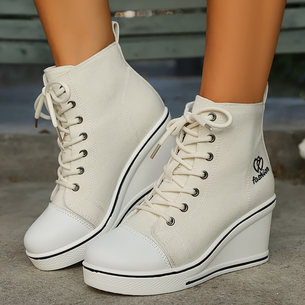 Valenzora | Simple canvas ankle boots with love motif