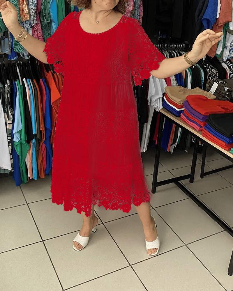 Valenzora | Stylish dress with delicate lace trim