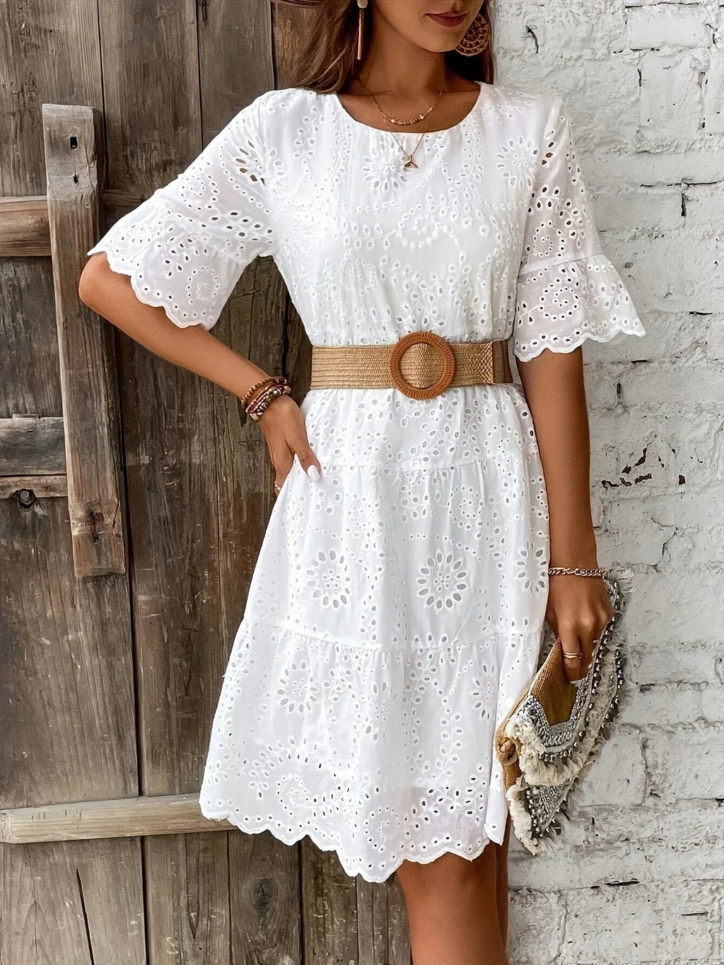 Valenzora | White lace dress for women, lightweight, embroidered and summery