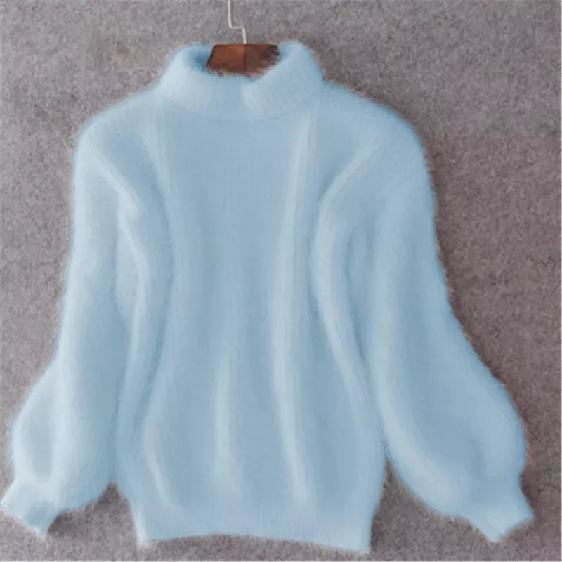 Valenzora | Vintage angora-style sweater: Loosely knitted and simple.