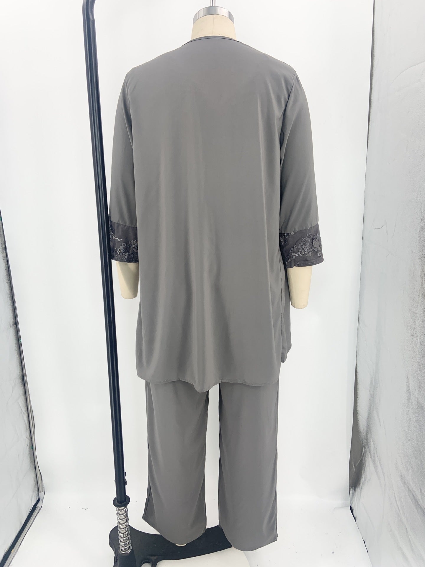 Valenzora | Elegant three-piece cardigan set