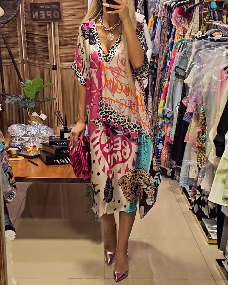 Valenzora | Casual dress with deep V-neck and leopard and colorful print