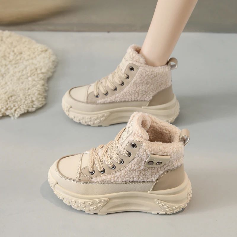 Valenzora – Waterproof plush ankle boots