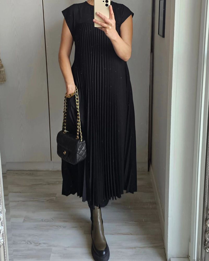 Elegant pleated dress, solid color, sleeveless