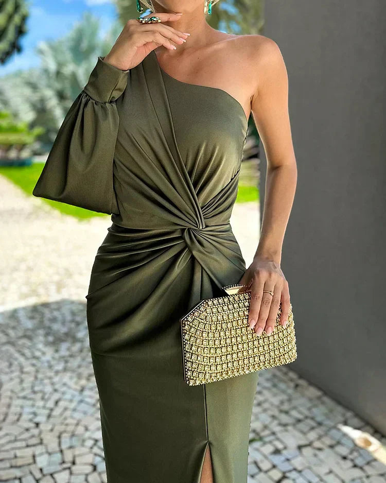 Valenzora | Long evening dress with soft pleats