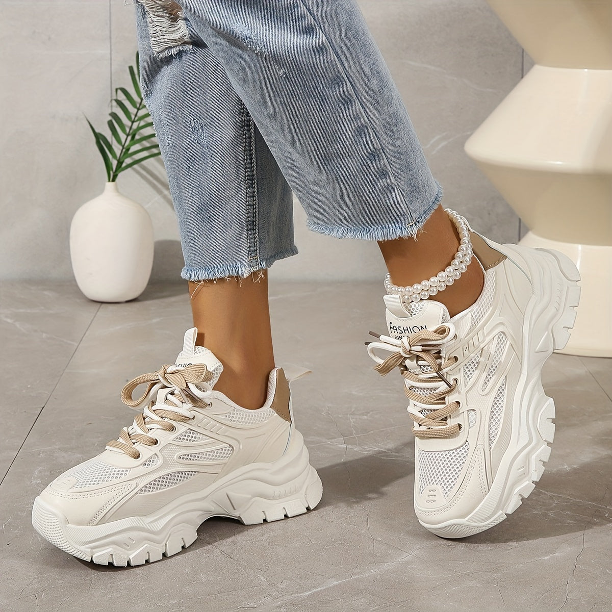 Valenzora | Airy mesh shoes for women