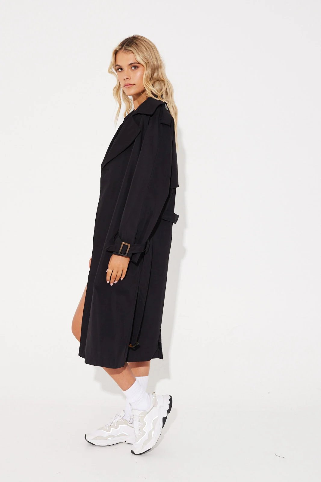 Valenzora | Lightweight windbreaker