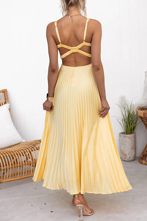 Valenzora | V-neck back cut-out pleated maxi cami dress