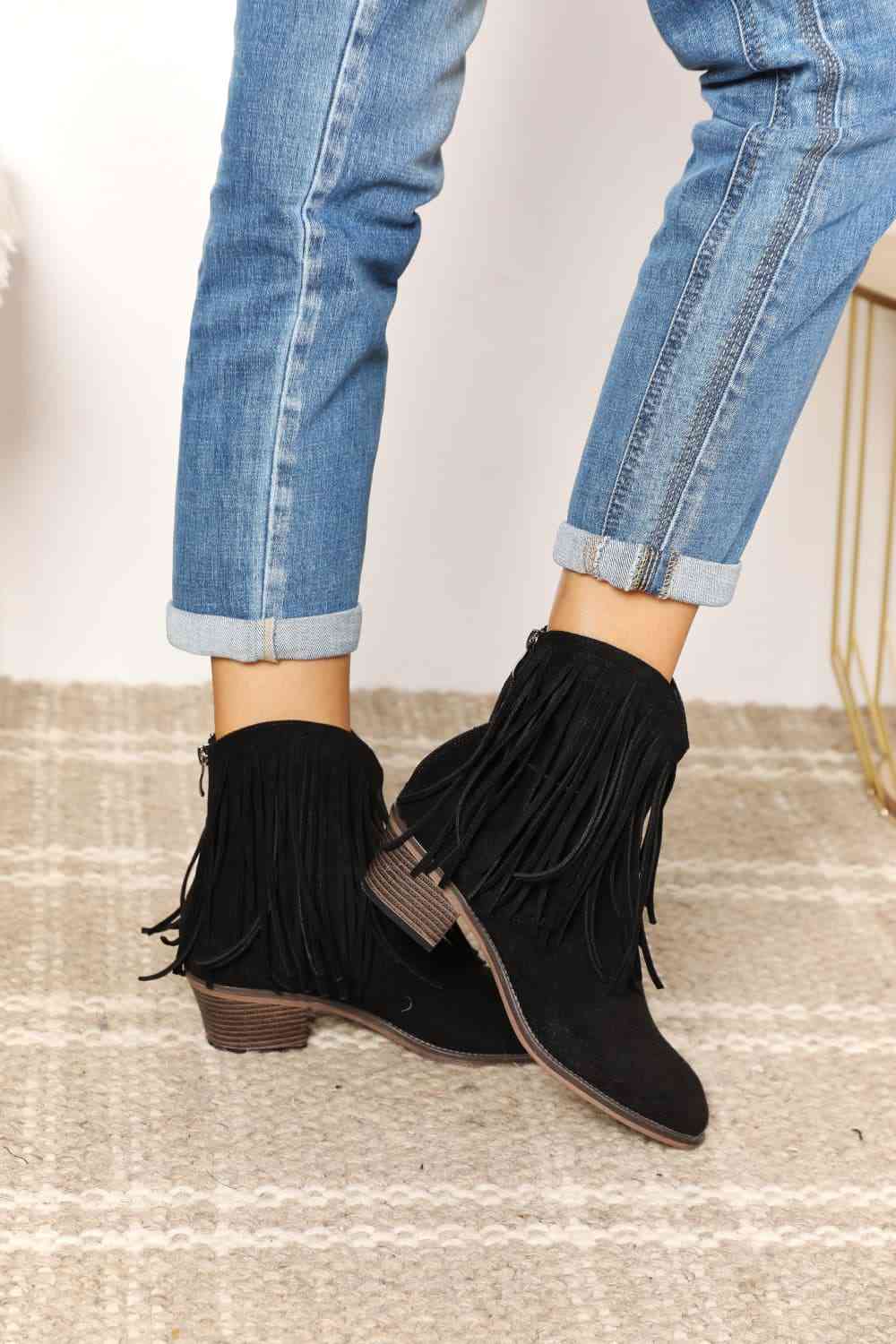 Valenzora | Legend women's fringe cowboy western ankle boots