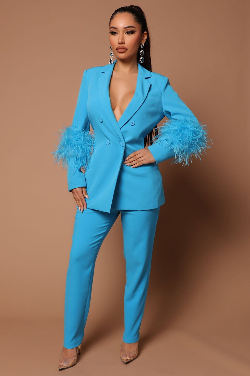Valenzora Two-piece ostrich fur lapel for women