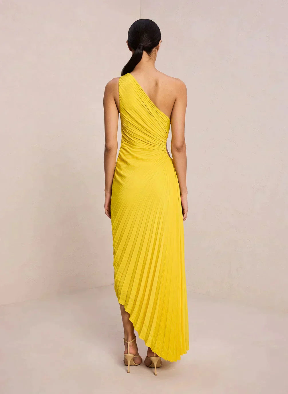 Valenzora | One Shoulder Pleated Midi Dress