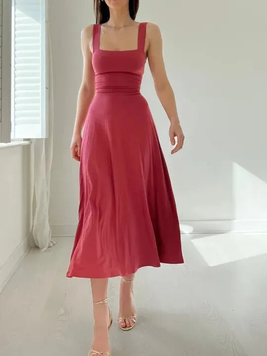 Valenzora | Midikleid mit breiten Trägern