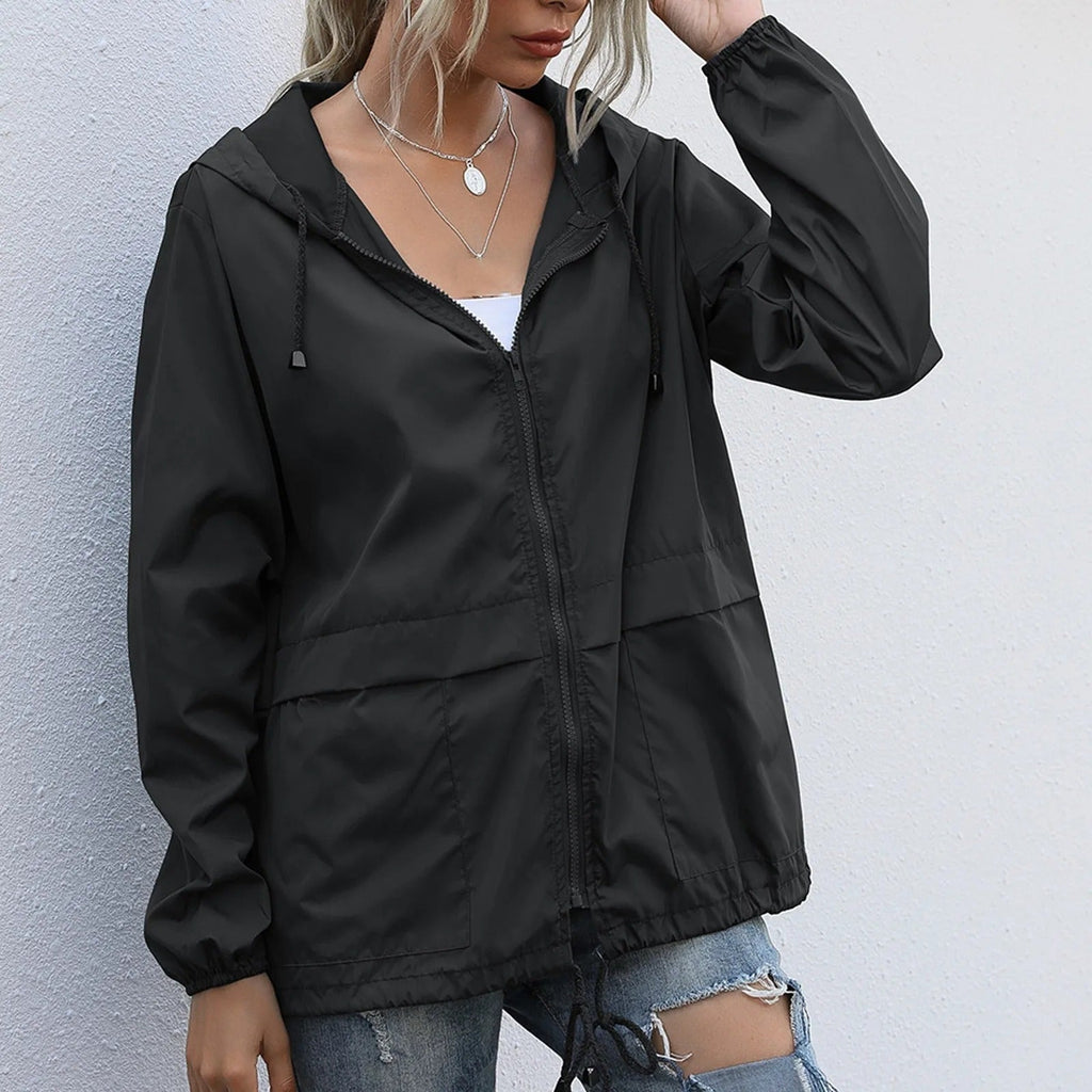Valenzora | Leichter Windbreaker mit Kapuze