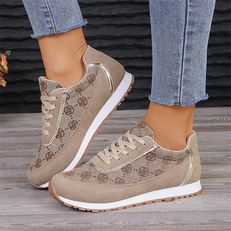 Valenzora | Comfortable flat shoes with floral prints