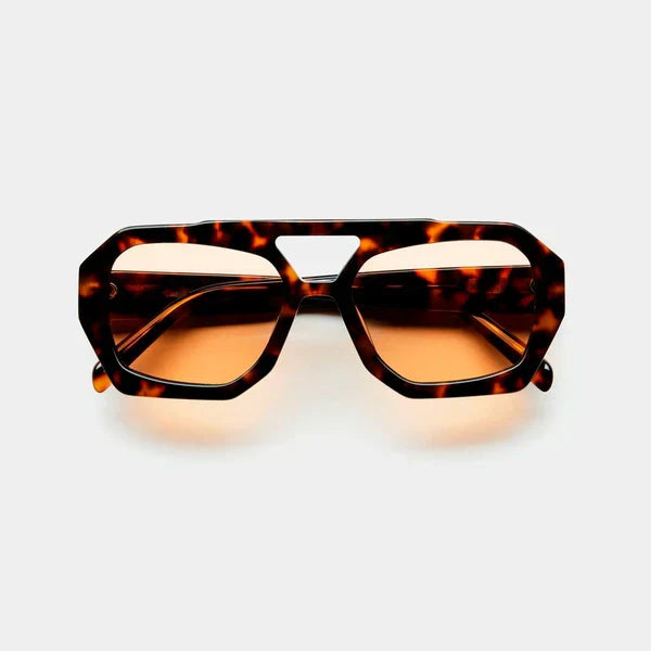 Valenzora | Elegant sunglasses for a unique style