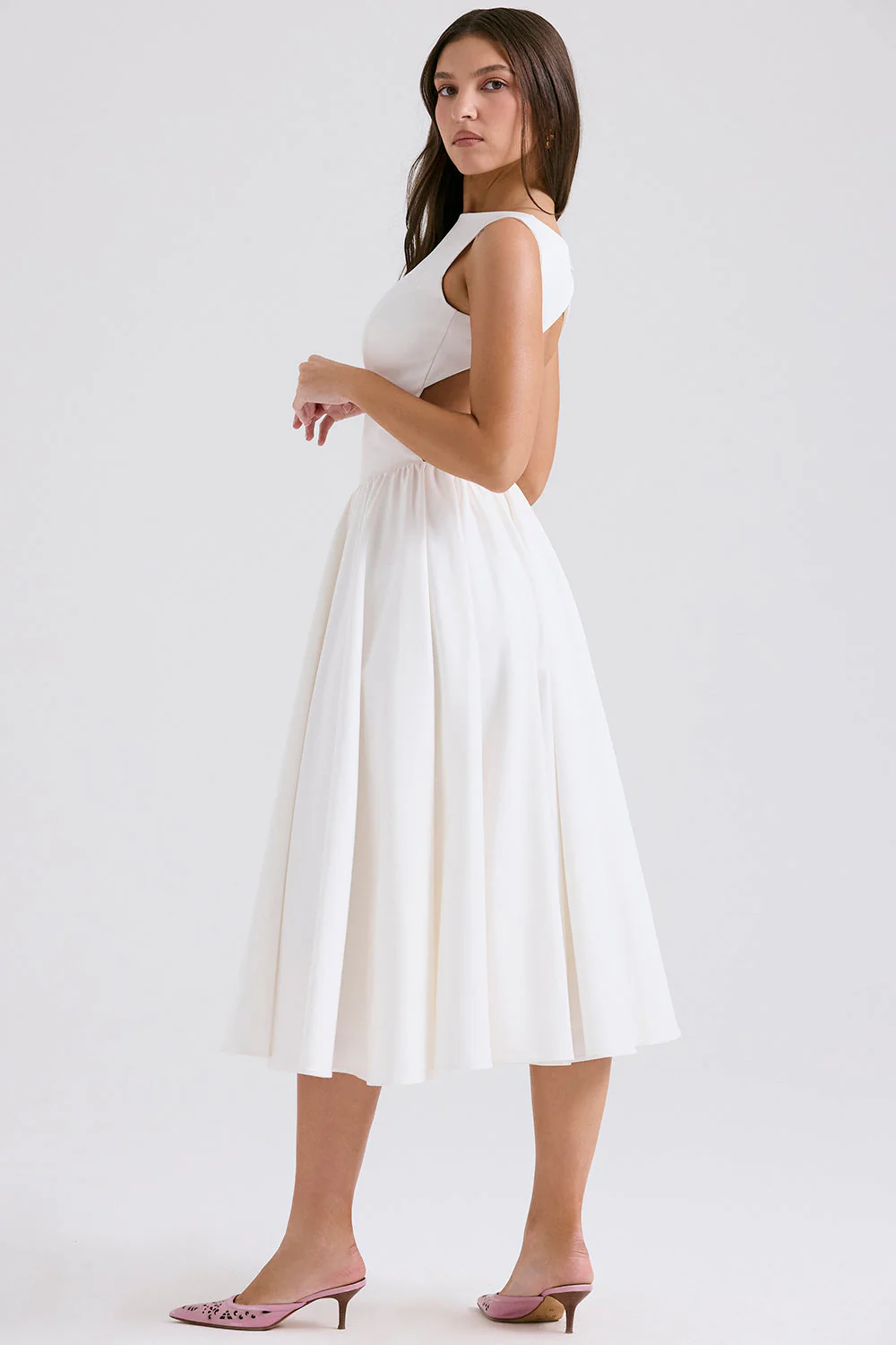 Midi dress | Chic cut-out design