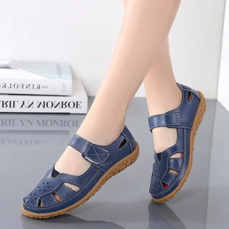 Valenzora | Modern and comfortable closed-toe sandals