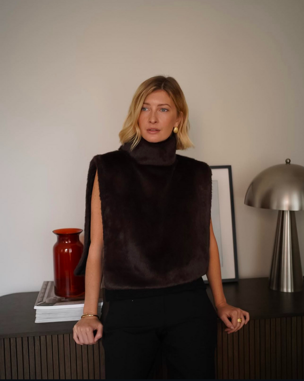 Valenzora | Fur roll-neck vest - Women's - Soft and elegant with a luxurious look