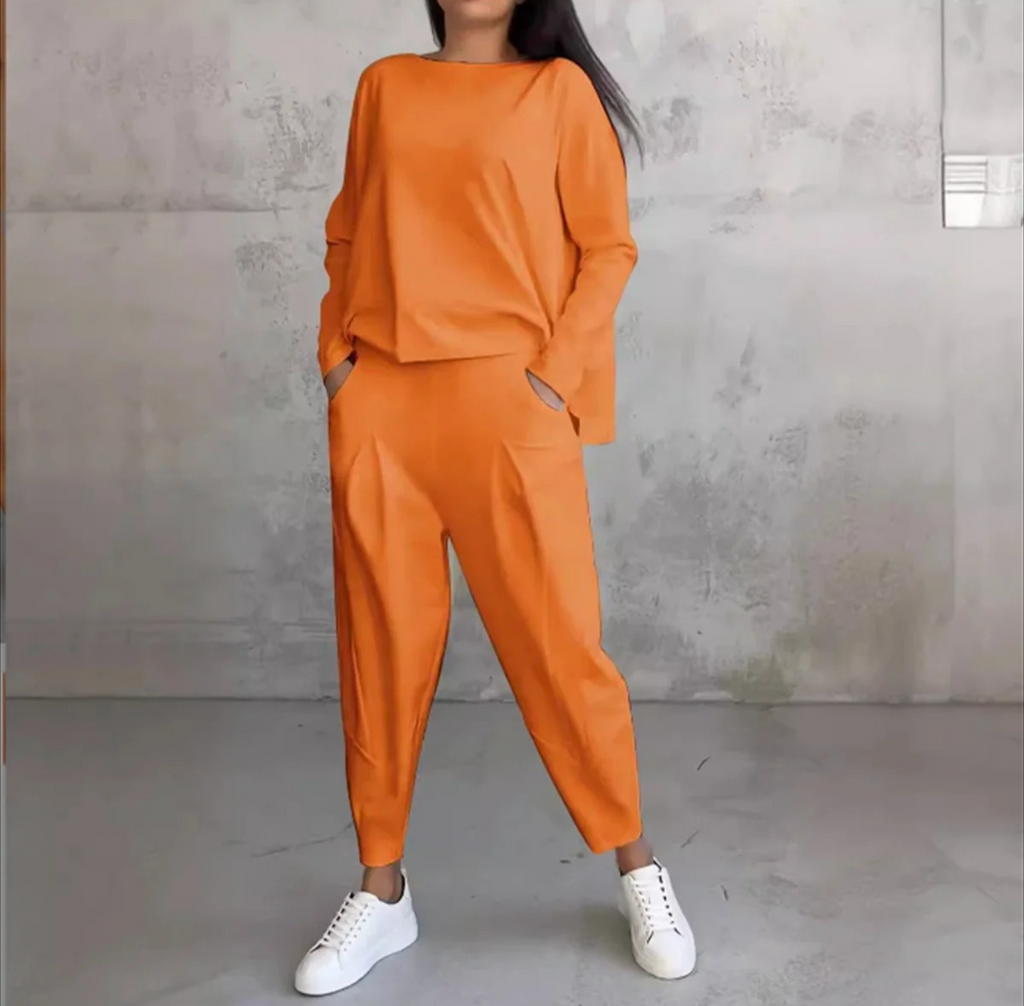 Valenzora | Women's Loungewear Set with Long-Sleeved Top and Relaxed Fit, Two-Piece
