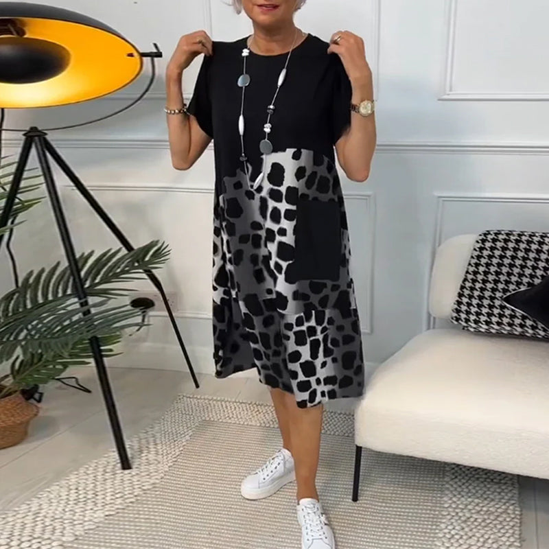 Valenzora | Short-sleeved, printed dress with a round neckline