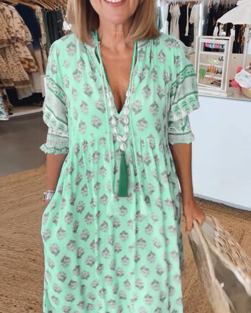 Valenzora | Printed V-neck dress