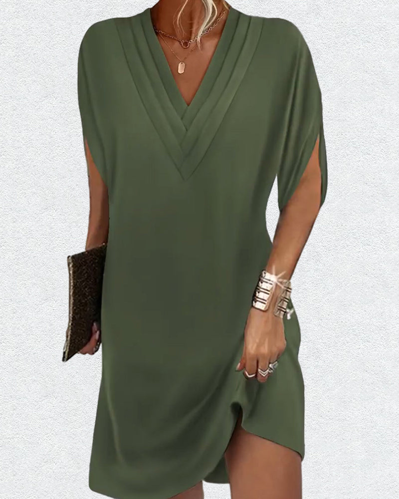 Valenzora | Elegant dress with open sleeves and V-neck