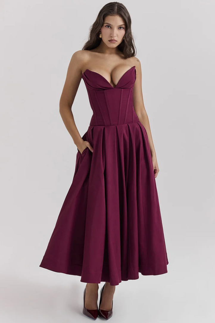 Strapless pleated dress with a V-neck