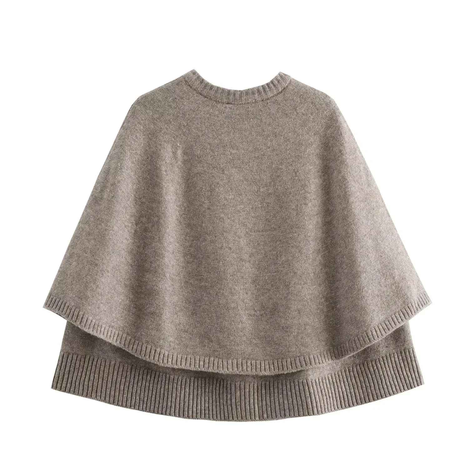 Valenzora | Elegant button-up cape