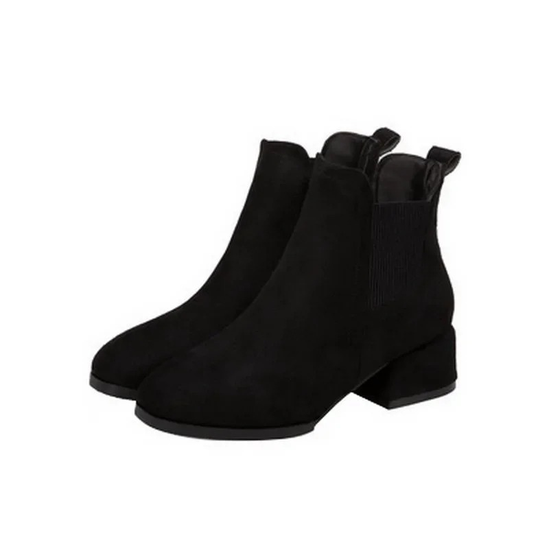 Valenzora | Elegant entry-level ankle boots with block heel, women's ankle boots