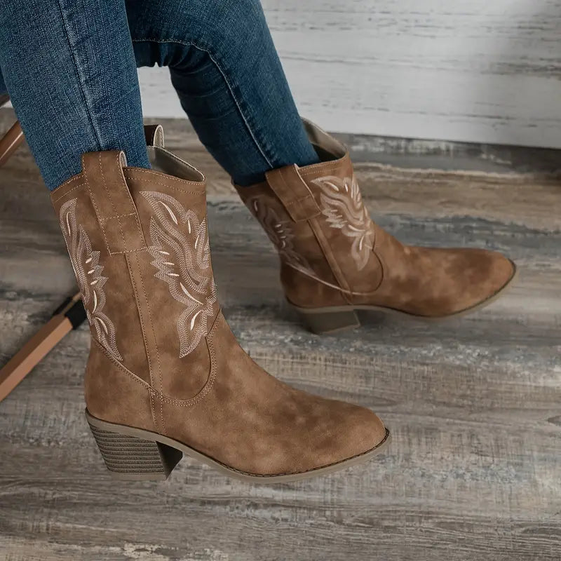Valenzora | Stylish leather cowboy boots for women