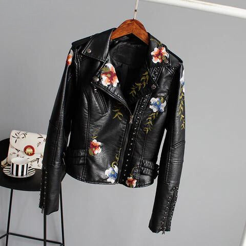 Valenzora | Leather Jacket - Everlasting Chic - Timeless elegance and style for women