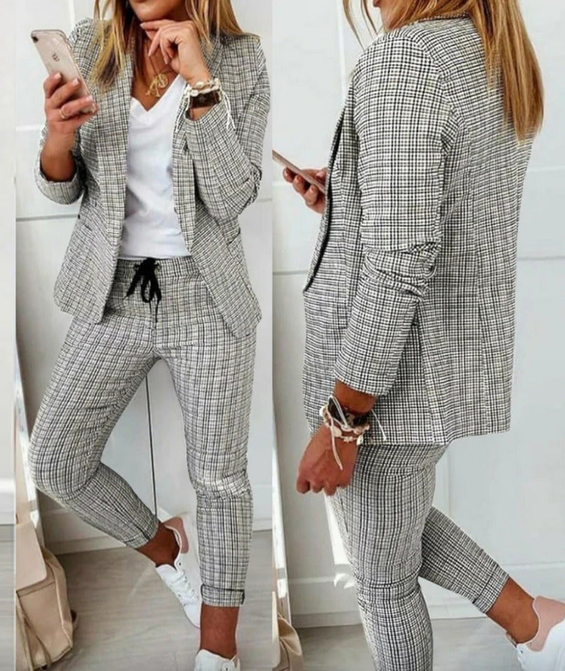 Valenzora Suit Set: Modern two-piece suit with wide-leg trousers and a tailored blazer jacket