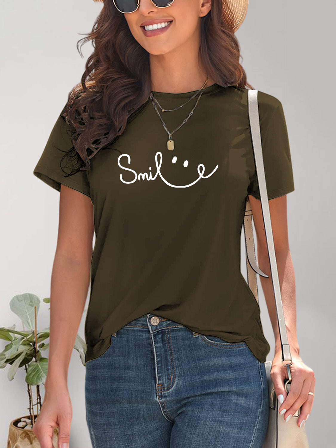 Valenzora | Smile Crew Neck Kurzarm-T-Shirt