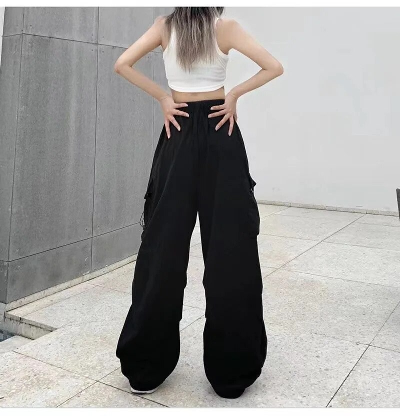 Valenzora - High-waisted cargo pants