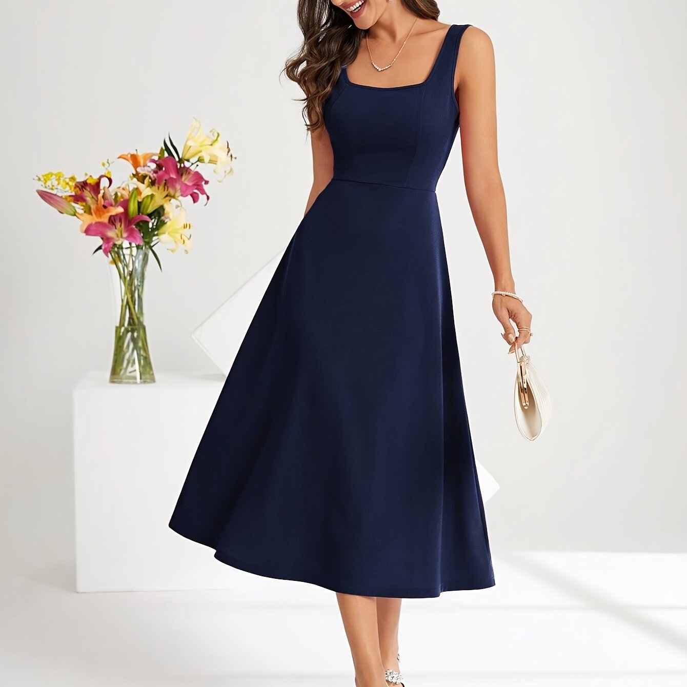 Valenzora | Elegantes Trägerkleid, dunkelblaue Farbe