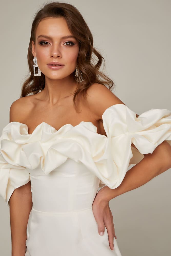 Valenzora | Off-the-shoulder mini dress with ruffles