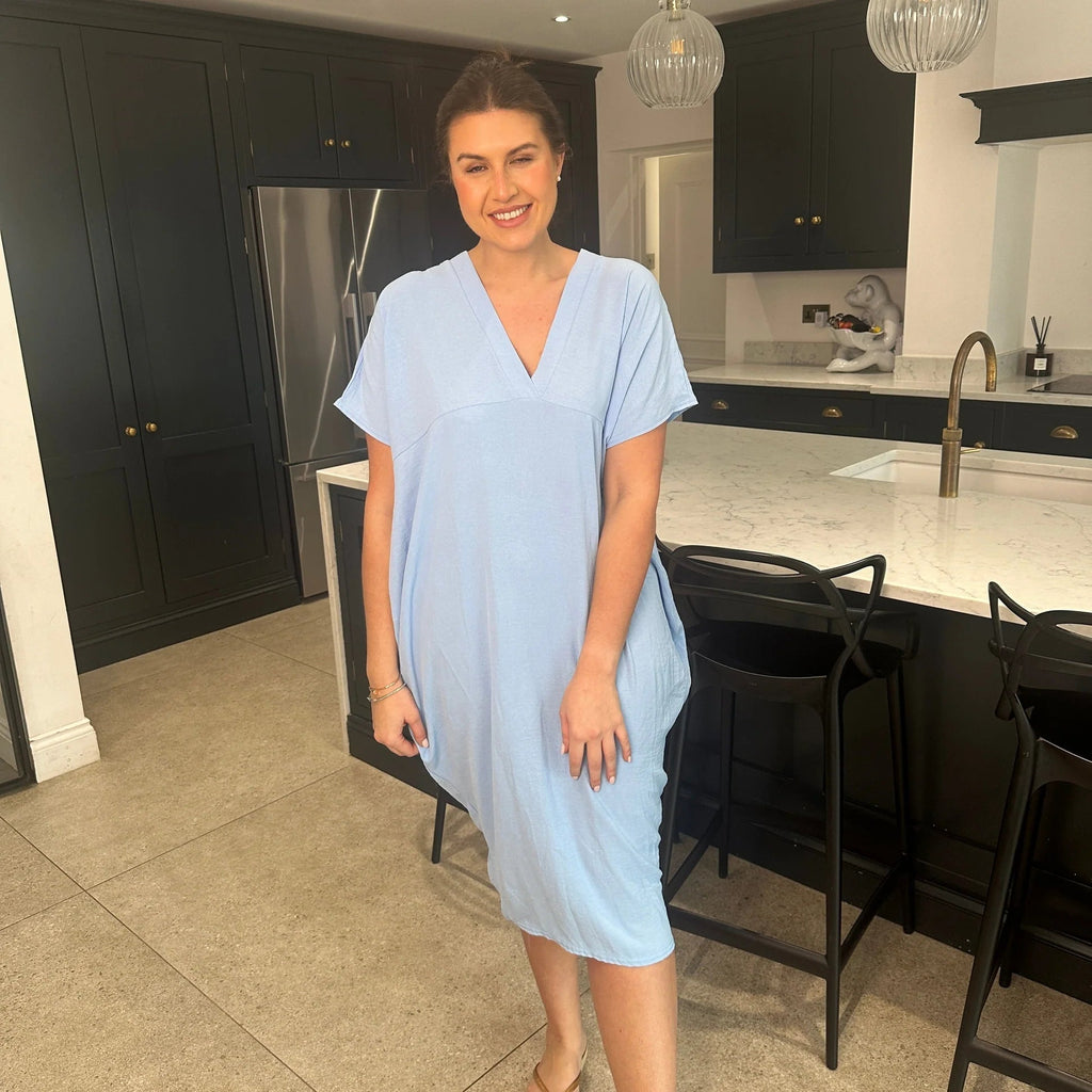 Kleid mit V-Ausschnitt | Unser Bestseller 2026