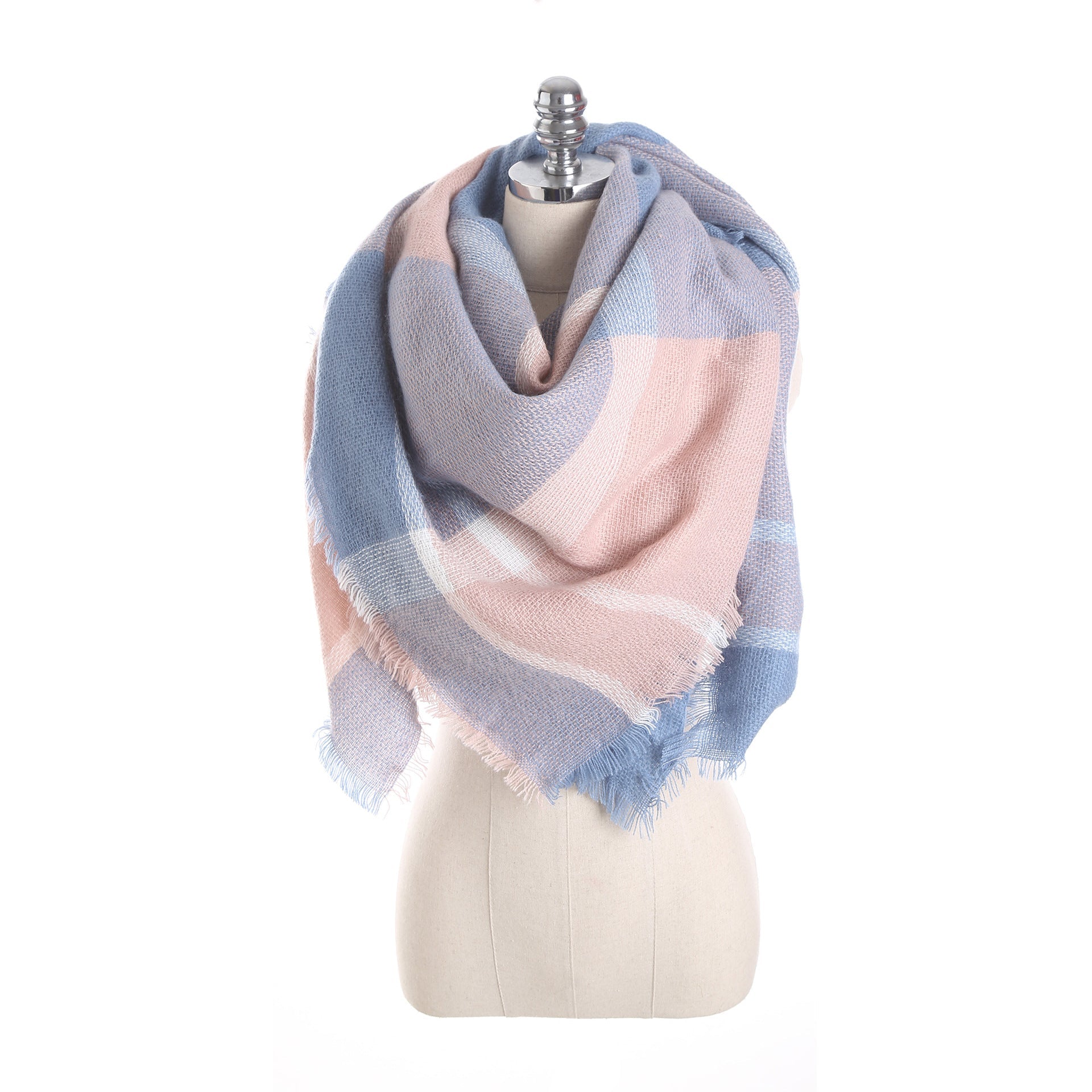 Women's checked scarf made of high-quality material with fringed edges, size