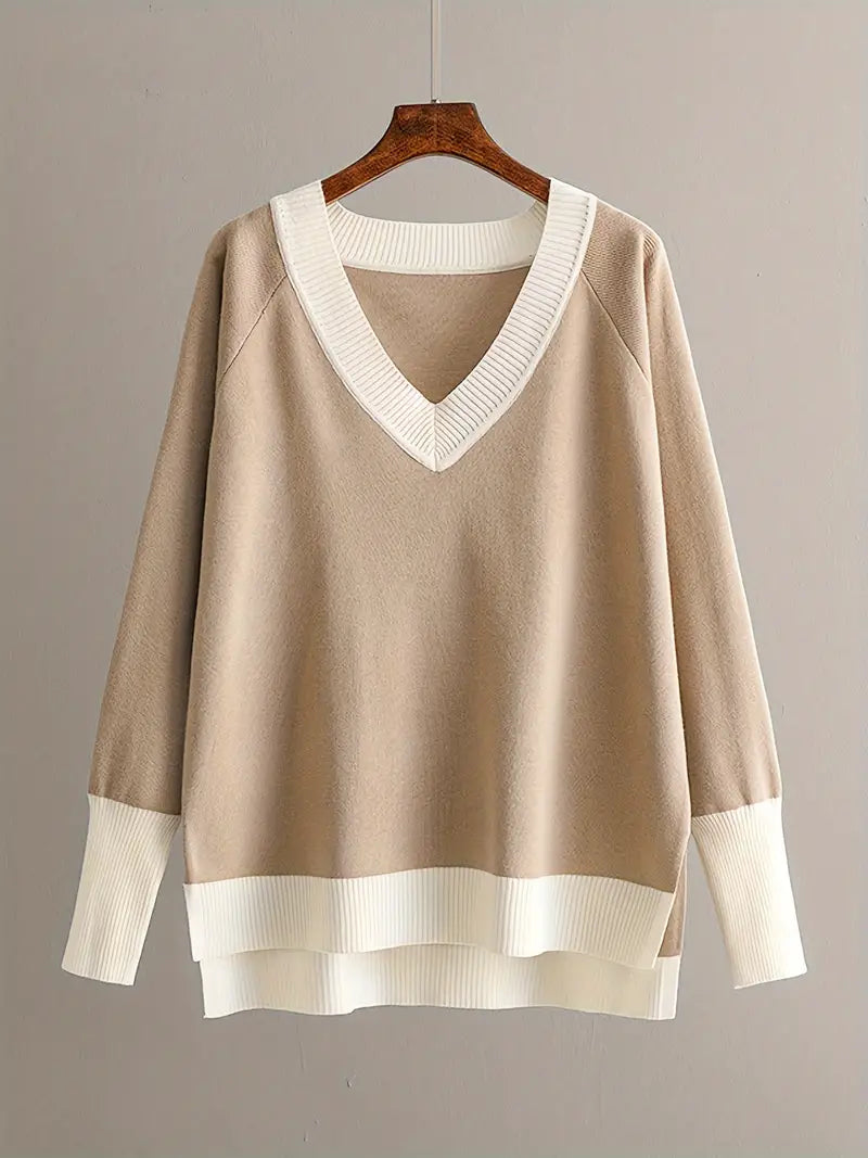 Valenzora | Stylish set consisting of a long-sleeved knit top and V-neck trousers