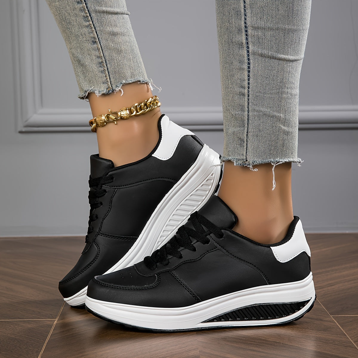 Valenzora | Comfortable non-slip hiking ankle boots