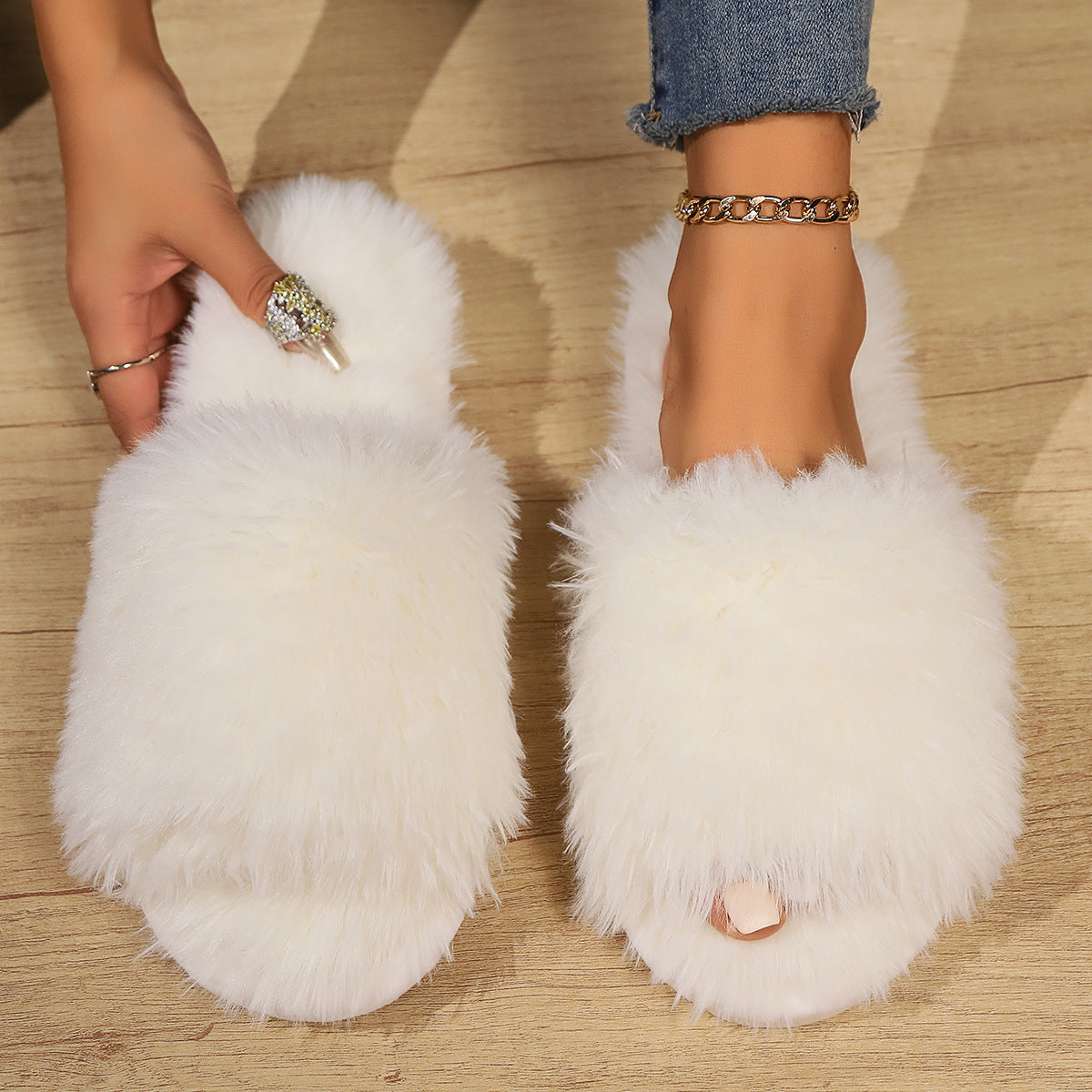 Valenzora | Mules - Women's slippers with open toe and faux fur