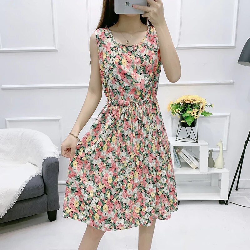 Valenzora | Chic Floral Dress Elegance